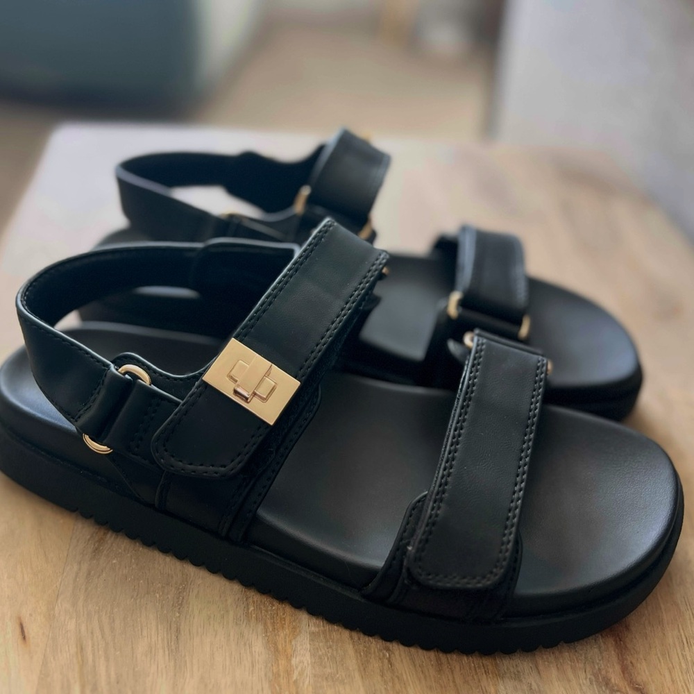 a new day Black Sandals